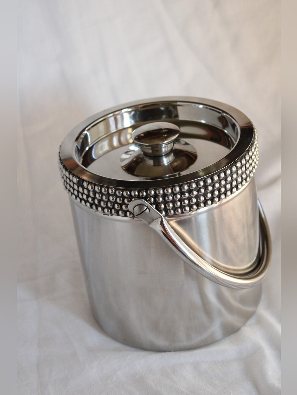 Cynthia ROWLEY Stainless Steel Ice Bucket with Studded Rim and Handle - Picture 5 of 10